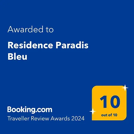 Modern One Bedroomed Just Off The Seafront With A Terrace And Pool Access 1753 شقة